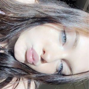 Meet your Posher, Alysha